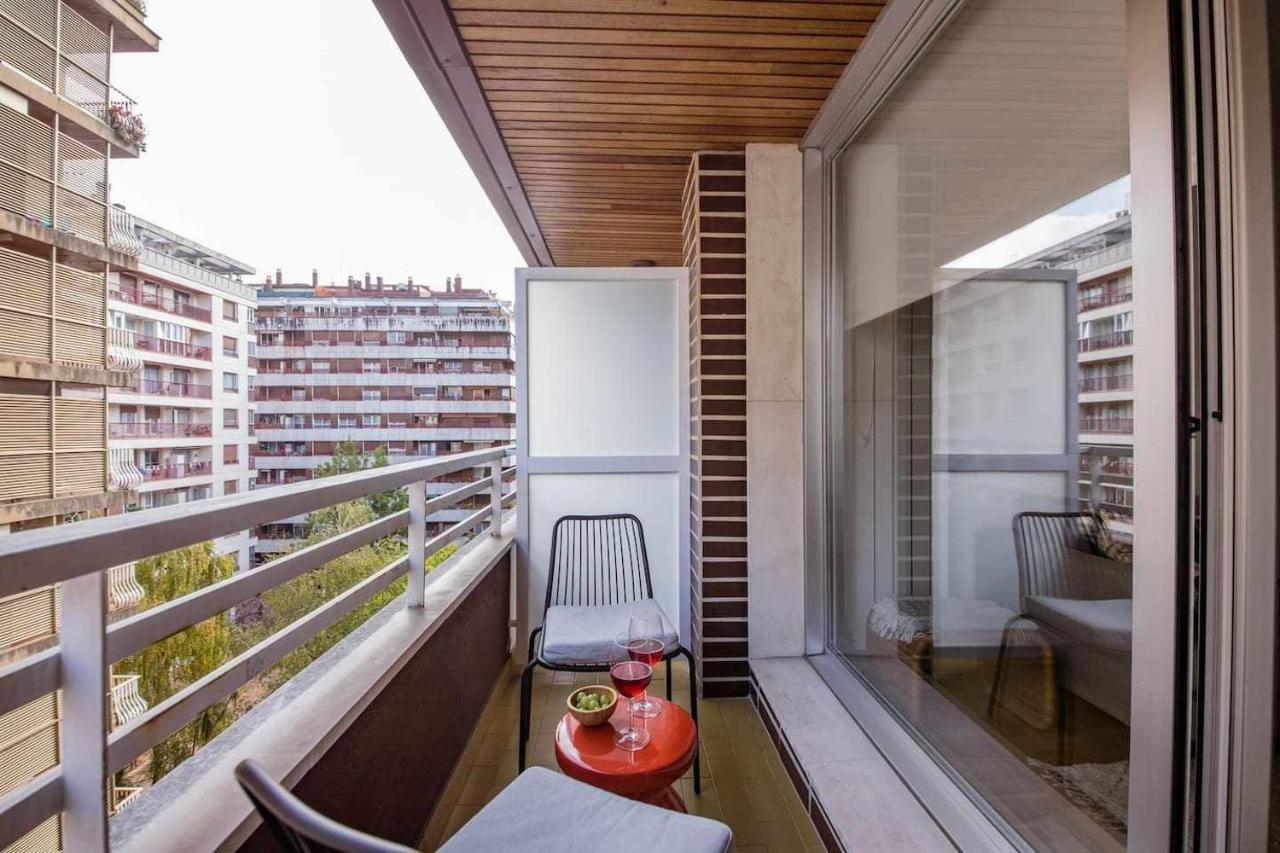 New Amara Suite Friends & Families Parking San Sebastian Exterior photo